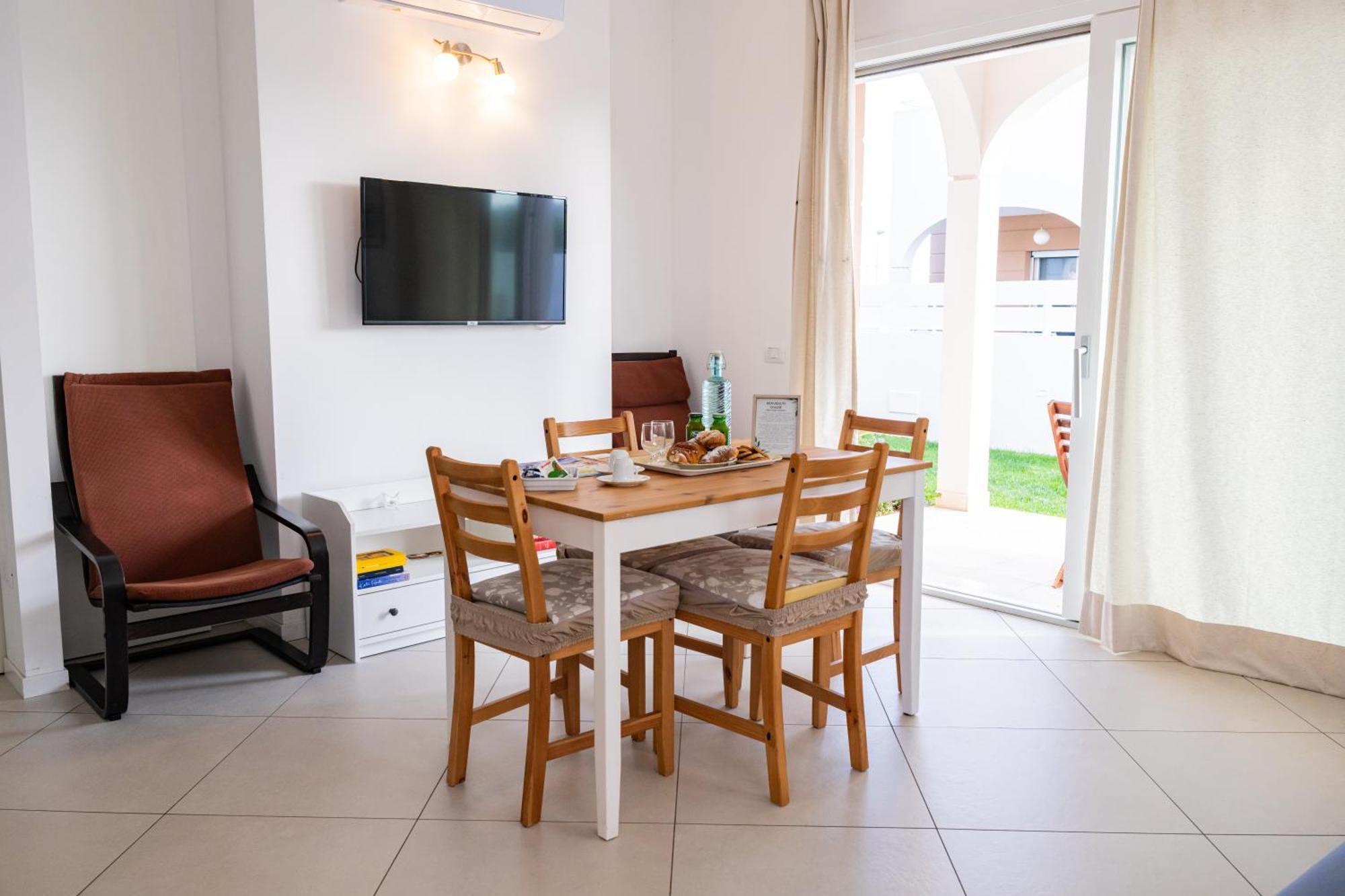 Residenza Del Barone Luxury House - Pula, Sardegna Apartment Bagian luar foto