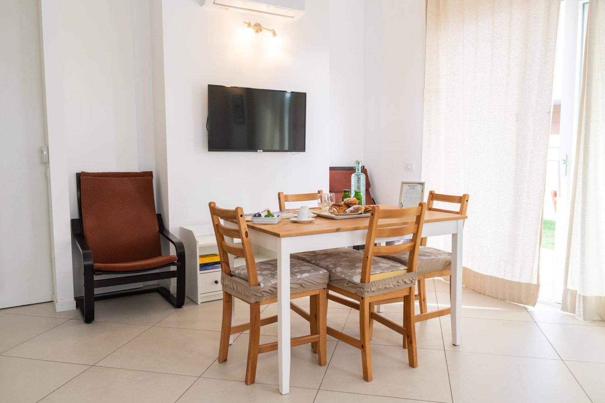 Residenza Del Barone Luxury House - Pula, Sardegna Apartment Bagian luar foto